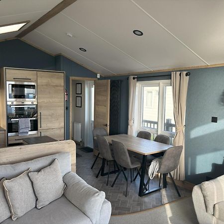 Hotel 7A Dolphin Point Ashington  Zewnętrze zdjęcie